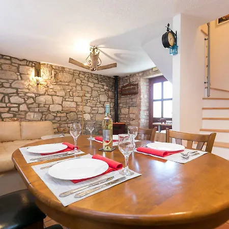 Apartamento Stone Beauty Tar-Vabriga